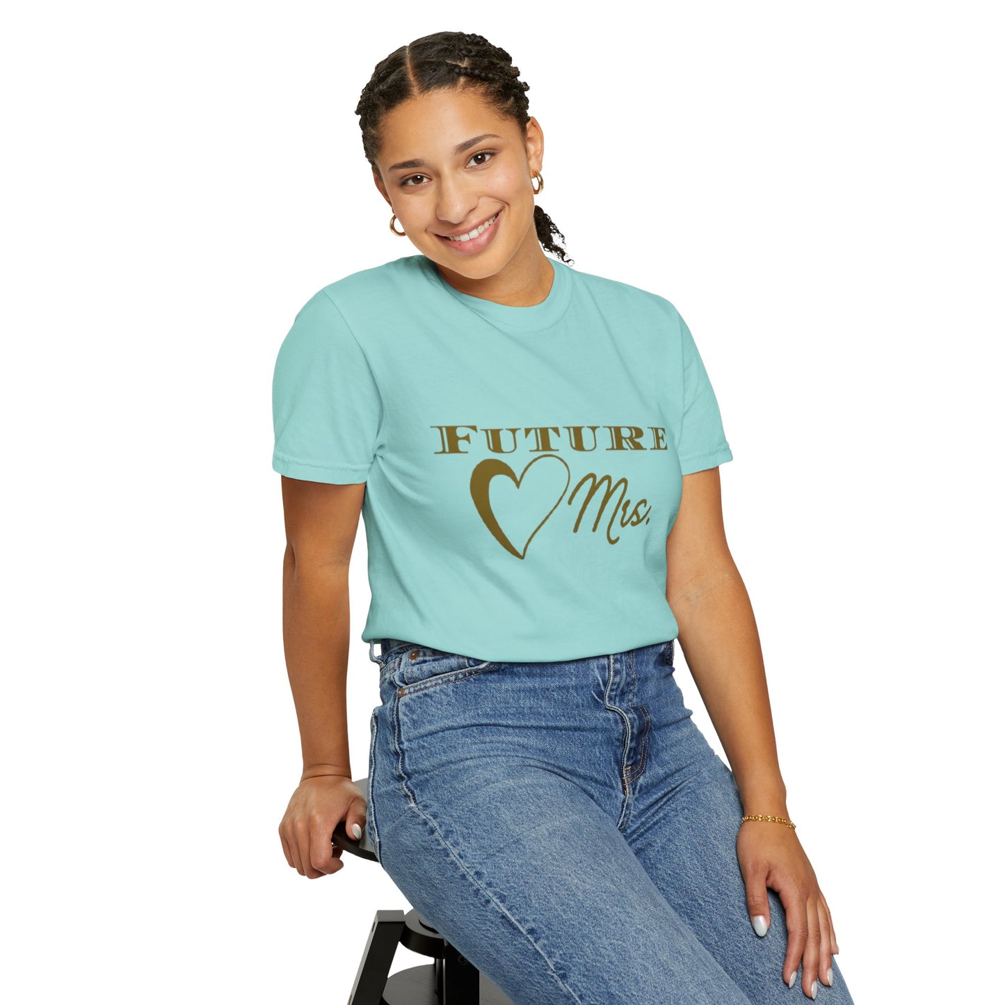 Future Mrs. Gold Text T-shirt