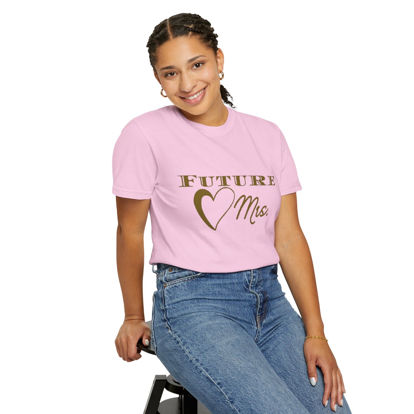 Future Mrs. Gold Text T-shirt