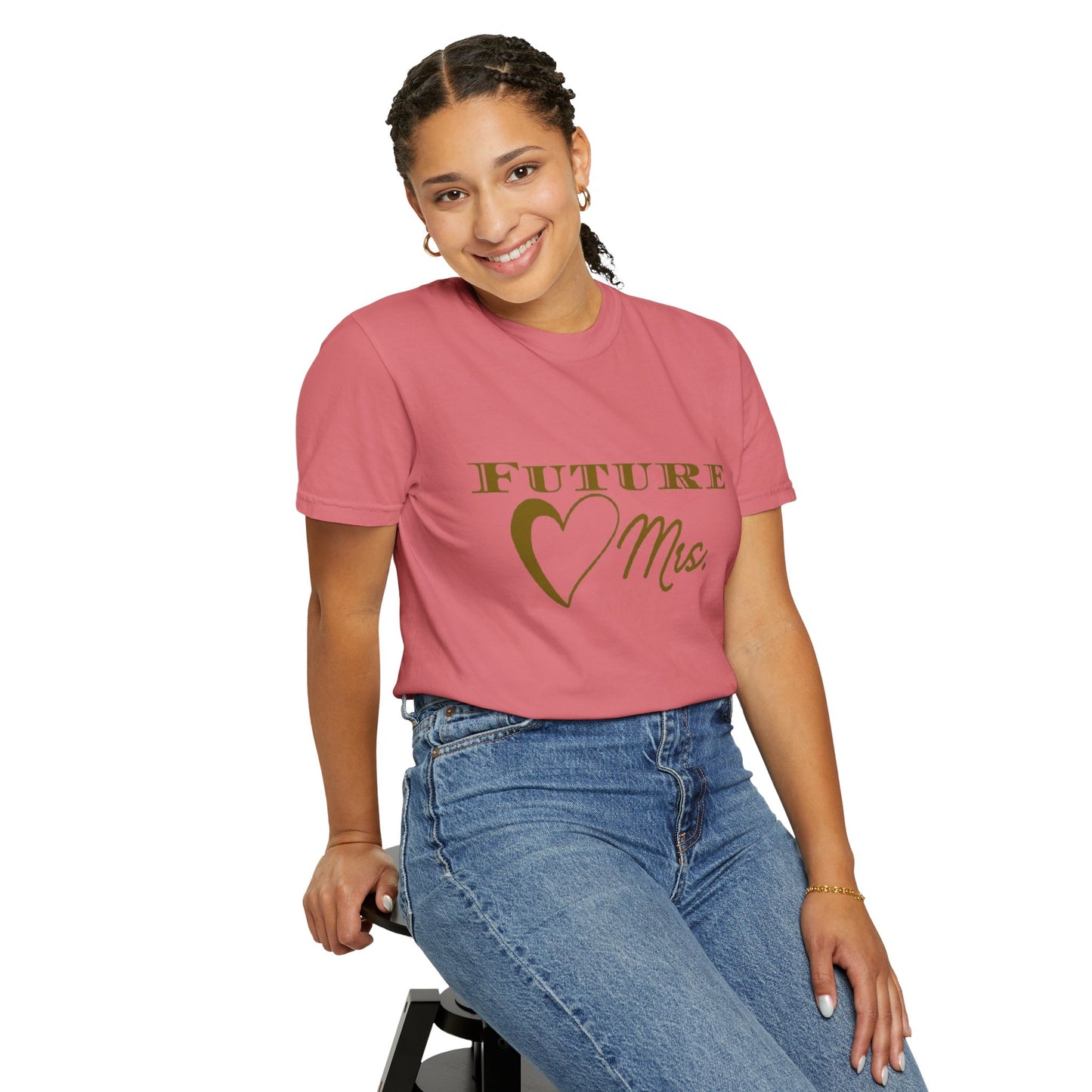 Future Mrs. Gold Text T-shirt