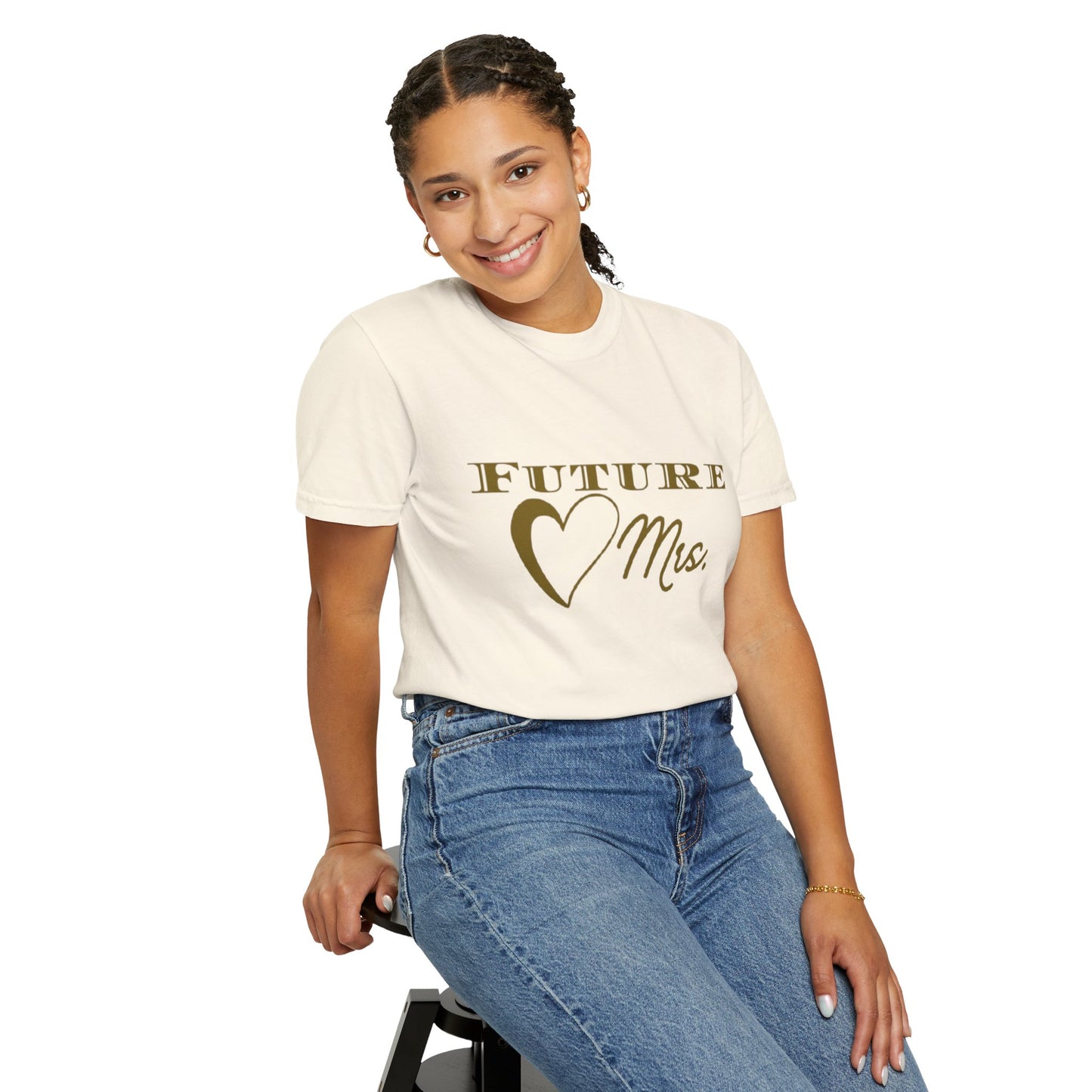 Future Mrs. Gold Text T-shirt